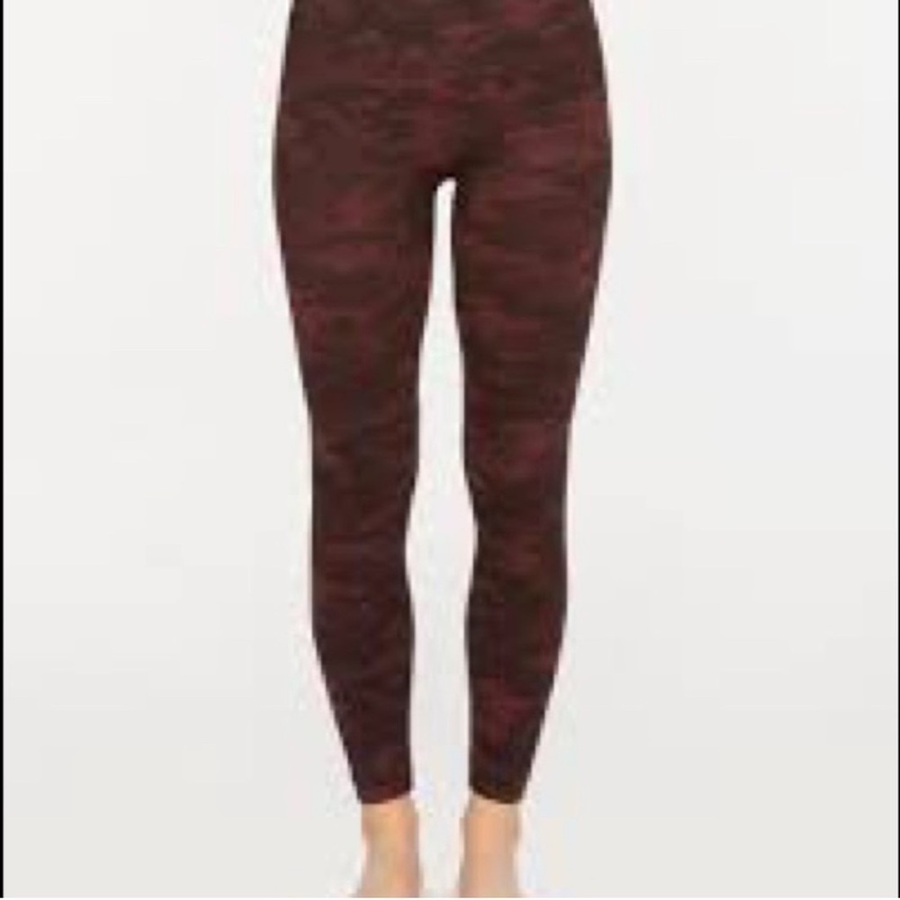 Spanx Red Camo Leggings XS. B3
